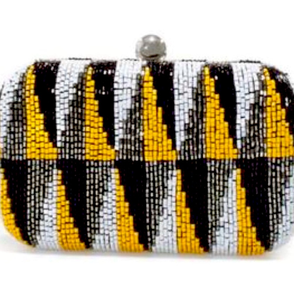 ⭐️ZARA* ✨Geometric Beaded
Clutch Bag